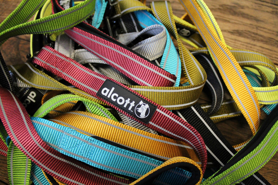 Alcott Adventure Leash 